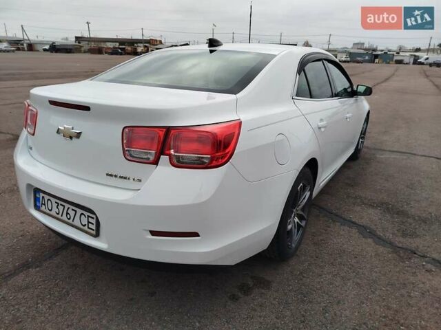 Белый Шевроле Малибу, объемом двигателя 2.5 л и пробегом 100 тыс. км за 10000 $, фото 11 на Automoto.ua
