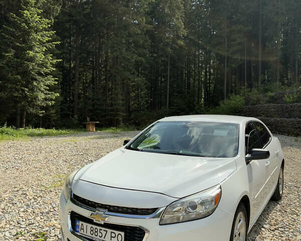 Шевроле Малибу 2014 в Ставище на Automoto.ua Белый Шевроле Малибу, объемом двигателя 2.46 л и пробегом 166 тыс. км за 7700 $, фото 34 на Automoto.ua