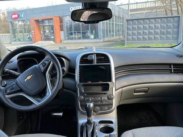 Білий Шевроле Малібу, об'ємом двигуна 2.5 л та пробігом 166 тис. км за 7150 $, фото 5 на Automoto.ua