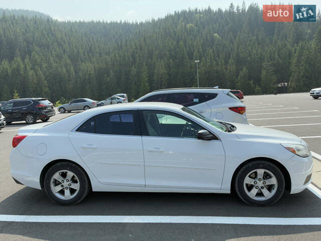 Шевроле Малибу 2014 в Ставище на Automoto.ua Белый Шевроле Малибу, объемом двигателя 2.46 л и пробегом 166 тыс. км за 7700 $, фото 14 на Automoto.ua