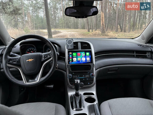 Белый Шевроле Малибу, объемом двигателя 2.46 л и пробегом 167 тыс. км за 8500 $, фото 18 на Automoto.ua