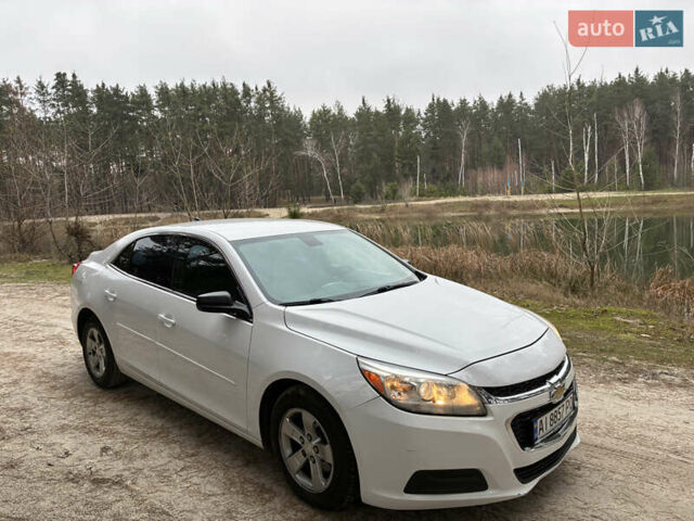 Белый Шевроле Малибу, объемом двигателя 2.46 л и пробегом 167 тыс. км за 8500 $, фото 30 на Automoto.ua
