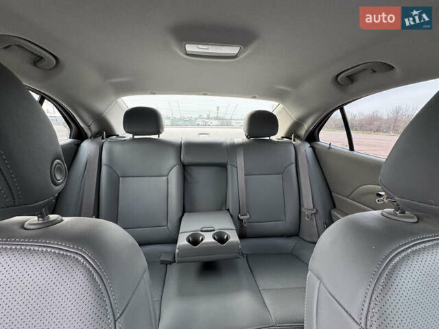 Белый Шевроле Малибу, объемом двигателя 2.5 л и пробегом 100 тыс. км за 10000 $, фото 34 на Automoto.ua