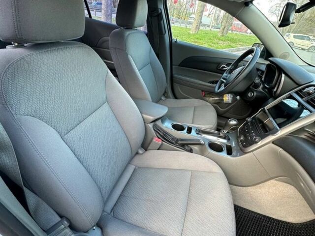 Білий Шевроле Малібу, об'ємом двигуна 2.5 л та пробігом 166 тис. км за 7150 $, фото 6 на Automoto.ua