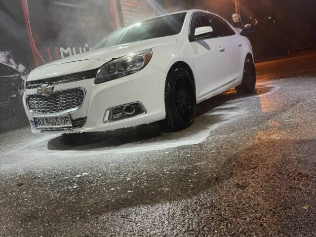 Белый Шевроле Малибу, объемом двигателя 2.5 л и пробегом 245 тыс. км за 9000 $, фото 5 на Automoto.ua