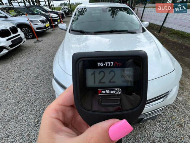 Белый Шевроле Малибу, объемом двигателя 1.5 л и пробегом 133 тыс. км за 11000 $, фото 23 на Automoto.ua