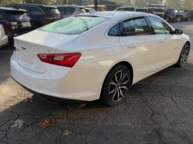 Білий Шевроле Малібу, об'ємом двигуна 1.5 л та пробігом 72 тис. км за 2500 $, фото 6 на Automoto.ua