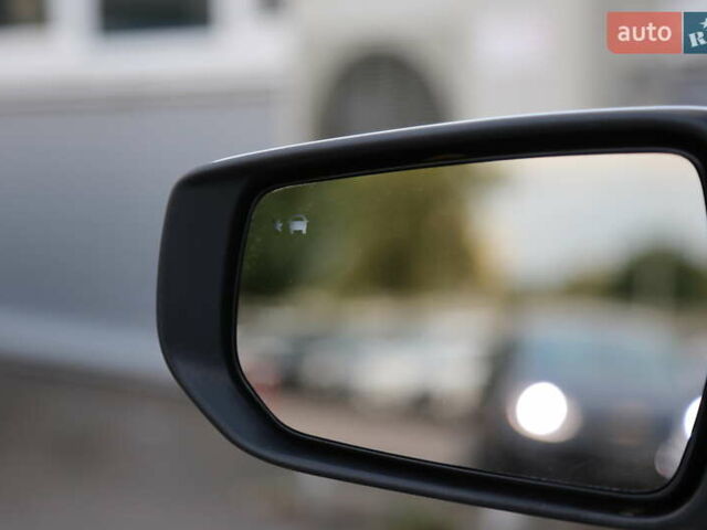 Белый Шевроле Малибу, объемом двигателя 1.8 л и пробегом 168 тыс. км за 14500 $, фото 18 на Automoto.ua