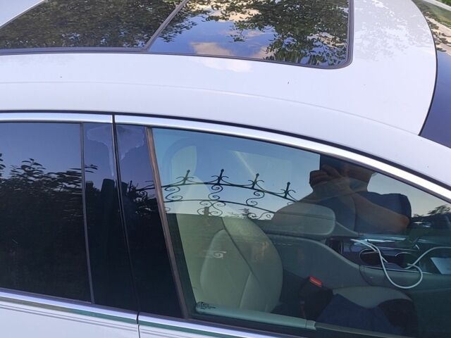 Білий Шевроле Малібу, об'ємом двигуна 1.8 л та пробігом 193 тис. км за 12000 $, фото 6 на Automoto.ua