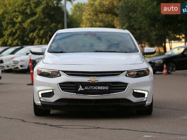 Белый Шевроле Малибу, объемом двигателя 1.8 л и пробегом 168 тыс. км за 14500 $, фото 1 на Automoto.ua