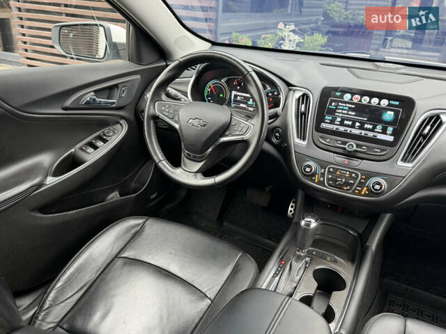 Білий Шевроле Малібу, об'ємом двигуна 1.8 л та пробігом 168 тис. км за 13500 $, фото 12 на Automoto.ua