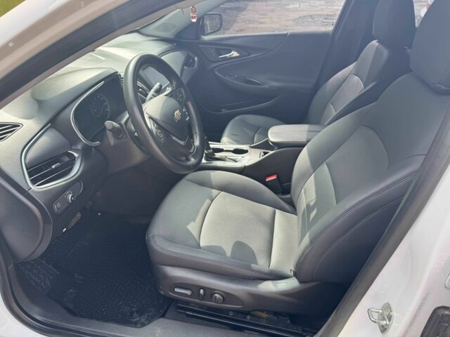 Шевроле Малибу 2016 в Днепре (Днепропетровске) на Automoto.ua Белый Шевроле Малибу, объемом двигателя 1.5 л и пробегом 127 тыс. км за 10500 $, фото 1 на Automoto.ua