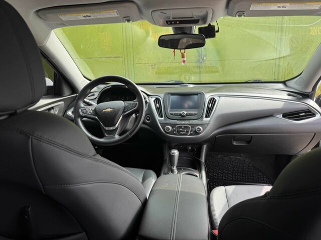 Шевроле Малибу 2016 в Днепре (Днепропетровске) на Automoto.ua Белый Шевроле Малибу, объемом двигателя 1.5 л и пробегом 127 тыс. км за 10500 $, фото 14 на Automoto.ua