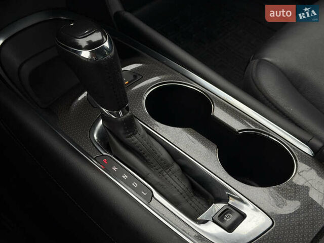 Білий Шевроле Малібу, об'ємом двигуна 1.8 л та пробігом 168 тис. км за 13500 $, фото 21 на Automoto.ua