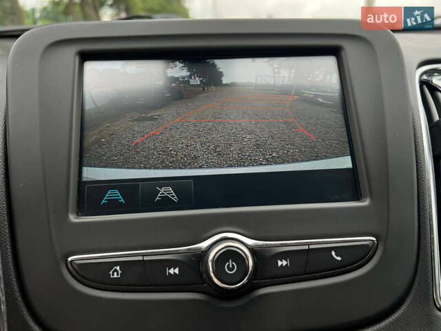 Белый Шевроле Малибу, объемом двигателя 1.5 л и пробегом 133 тыс. км за 11000 $, фото 15 на Automoto.ua