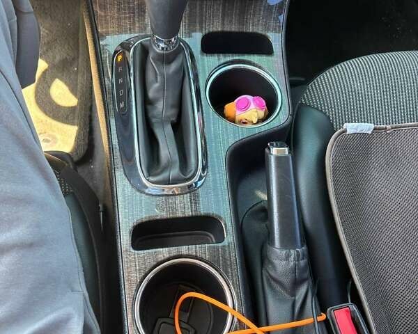 Белый Шевроле Малибу, объемом двигателя 2.5 л и пробегом 182 тыс. км за 8999 $, фото 6 на Automoto.ua