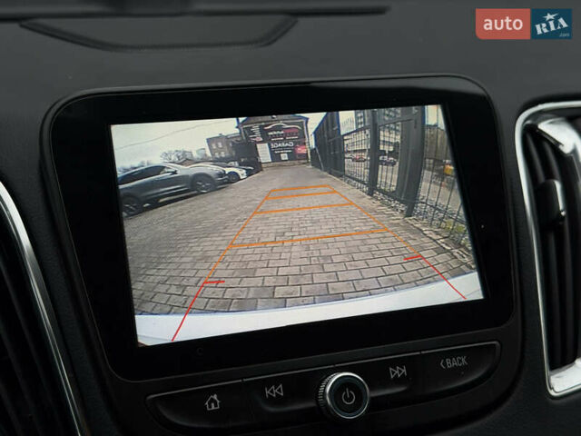 Білий Шевроле Малібу, об'ємом двигуна 1.8 л та пробігом 168 тис. км за 13500 $, фото 19 на Automoto.ua