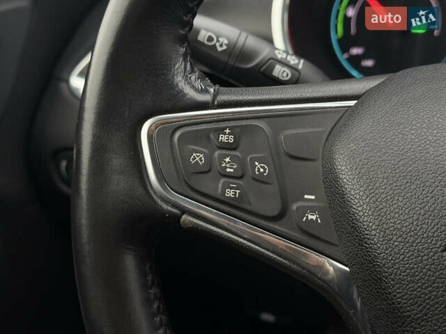 Білий Шевроле Малібу, об'ємом двигуна 1.8 л та пробігом 168 тис. км за 13500 $, фото 17 на Automoto.ua