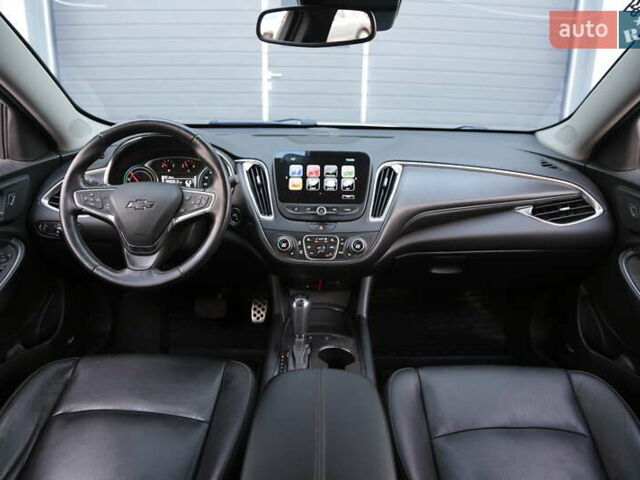 Белый Шевроле Малибу, объемом двигателя 1.8 л и пробегом 168 тыс. км за 14500 $, фото 13 на Automoto.ua