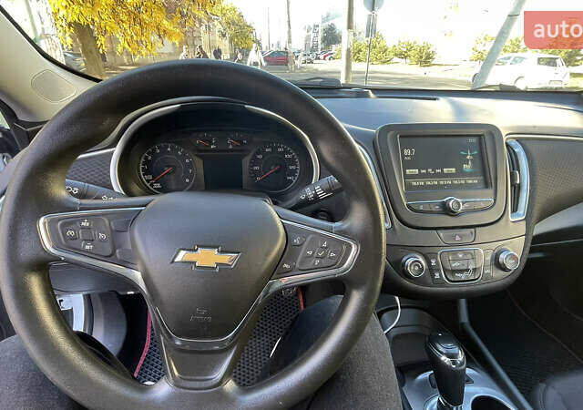 Белый Шевроле Малибу, объемом двигателя 1.5 л и пробегом 188 тыс. км за 10000 $, фото 8 на Automoto.ua