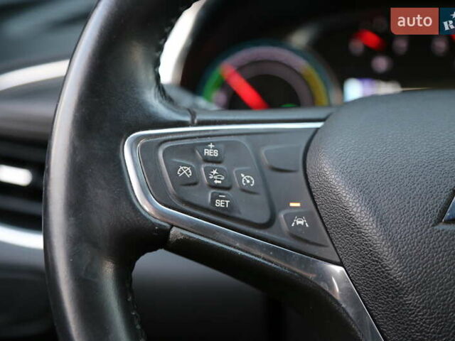 Белый Шевроле Малибу, объемом двигателя 1.8 л и пробегом 168 тыс. км за 14500 $, фото 17 на Automoto.ua