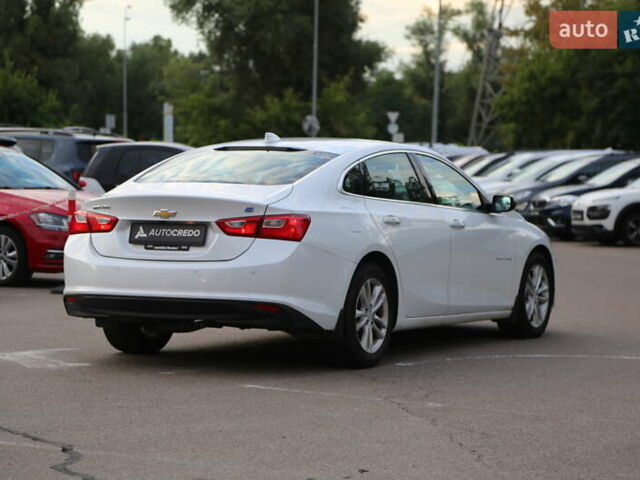 Белый Шевроле Малибу, объемом двигателя 1.8 л и пробегом 168 тыс. км за 14500 $, фото 6 на Automoto.ua