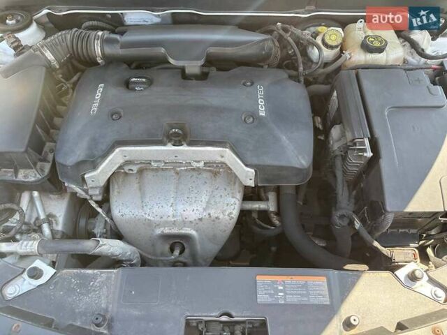 Белый Шевроле Малибу, объемом двигателя 2.5 л и пробегом 182 тыс. км за 8999 $, фото 5 на Automoto.ua