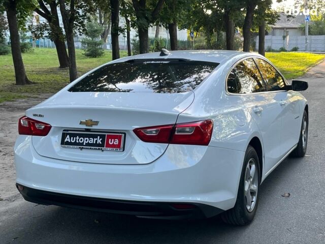 Белый Шевроле Малибу, объемом двигателя 1.5 л и пробегом 135 тыс. км за 9490 $, фото 11 на Automoto.ua