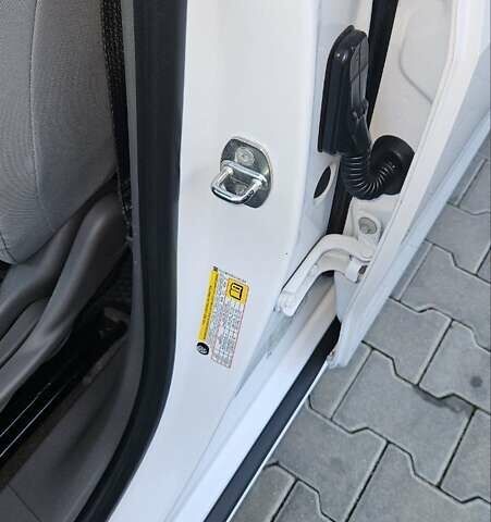 Белый Шевроле Малибу, объемом двигателя 1.49 л и пробегом 83 тыс. км за 12000 $, фото 18 на Automoto.ua