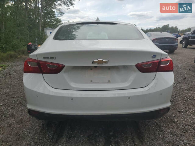 Белый Шевроле Малибу, объемом двигателя 1.8 л и пробегом 164 тыс. км за 12700 $, фото 5 на Automoto.ua