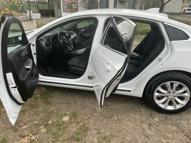 Білий Шевроле Малібу, об'ємом двигуна 1.5 л та пробігом 160 тис. км за 9500 $, фото 6 на Automoto.ua