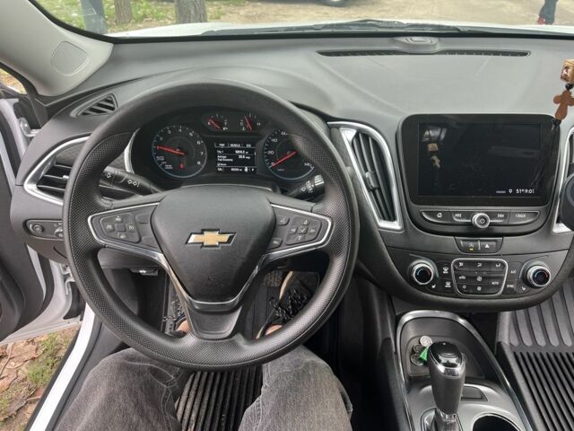 Білий Шевроле Малібу, об'ємом двигуна 1.5 л та пробігом 160 тис. км за 9500 $, фото 7 на Automoto.ua