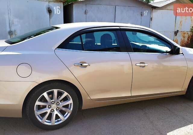 Бежевый Шевроле Малибу, объемом двигателя 2.4 л и пробегом 83 тыс. км за 12500 $, фото 6 на Automoto.ua