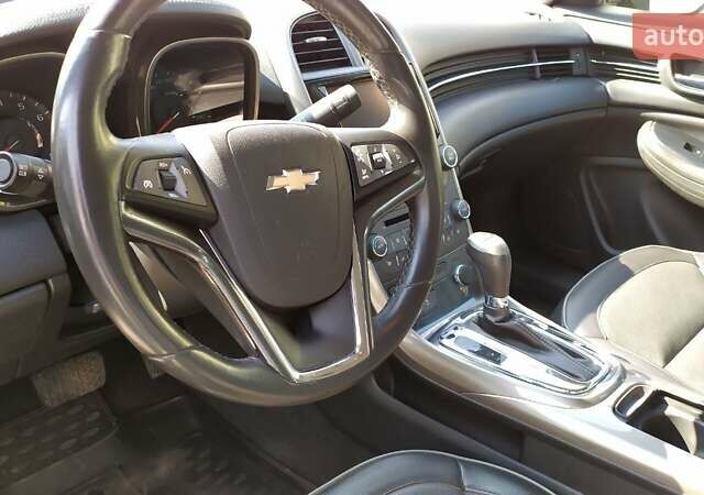 Бежевый Шевроле Малибу, объемом двигателя 2.4 л и пробегом 83 тыс. км за 12500 $, фото 12 на Automoto.ua