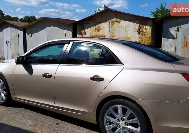 Бежевый Шевроле Малибу, объемом двигателя 2.4 л и пробегом 83 тыс. км за 12500 $, фото 4 на Automoto.ua