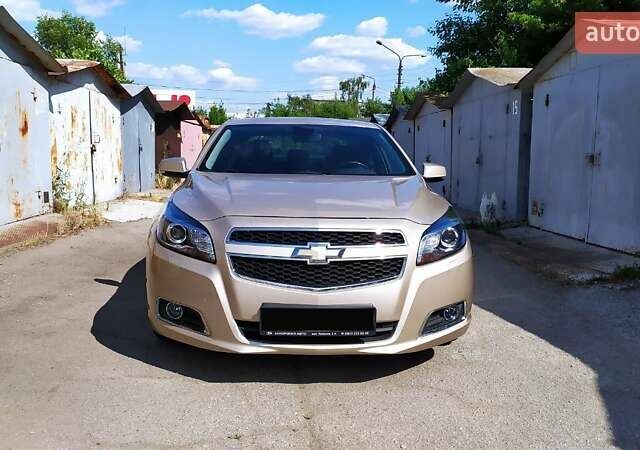 Бежевый Шевроле Малибу, объемом двигателя 2.4 л и пробегом 83 тыс. км за 12500 $, фото 1 на Automoto.ua