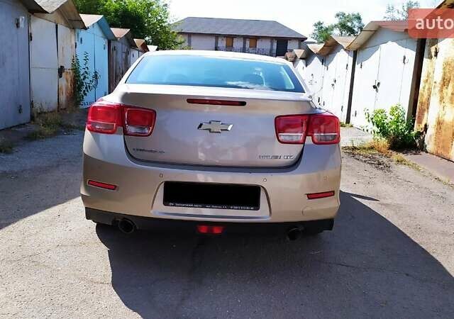 Бежевый Шевроле Малибу, объемом двигателя 2.4 л и пробегом 83 тыс. км за 12500 $, фото 9 на Automoto.ua
