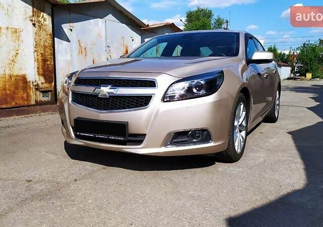 Бежевый Шевроле Малибу, объемом двигателя 2.4 л и пробегом 83 тыс. км за 12500 $, фото 2 на Automoto.ua