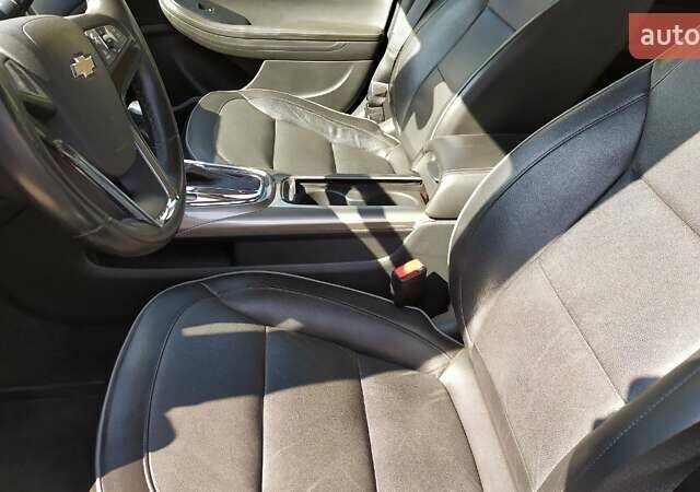 Бежевый Шевроле Малибу, объемом двигателя 2.4 л и пробегом 83 тыс. км за 12500 $, фото 25 на Automoto.ua