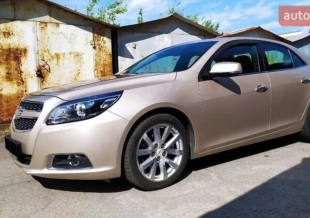 Бежевый Шевроле Малибу, объемом двигателя 2.4 л и пробегом 83 тыс. км за 12500 $, фото 3 на Automoto.ua