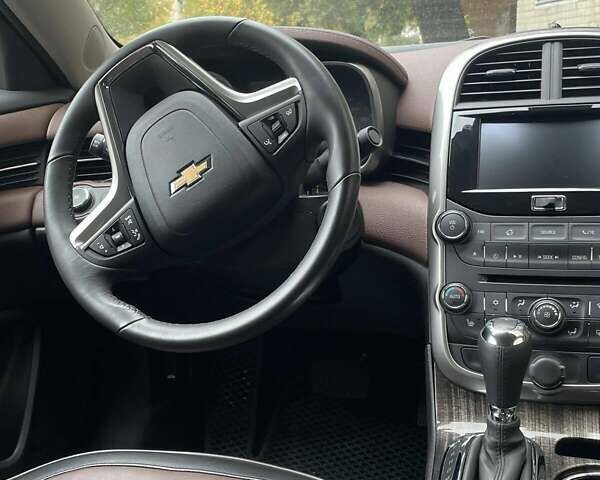 Шевроле Малибу 2014 в Киеве на Automoto.ua Бежевый Шевроле Малибу, объемом двигателя 2.46 л и пробегом 15 тыс. км за 12500 $, фото 4 на Automoto.ua
