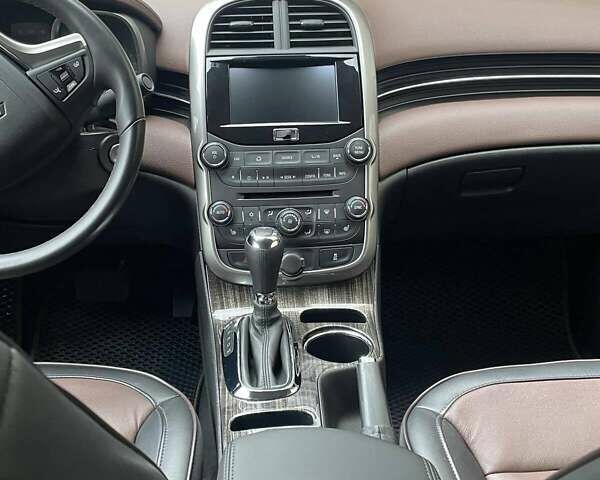 Шевроле Малибу 2014 в Киеве на Automoto.ua Бежевый Шевроле Малибу, объемом двигателя 2.46 л и пробегом 15 тыс. км за 12500 $, фото 8 на Automoto.ua