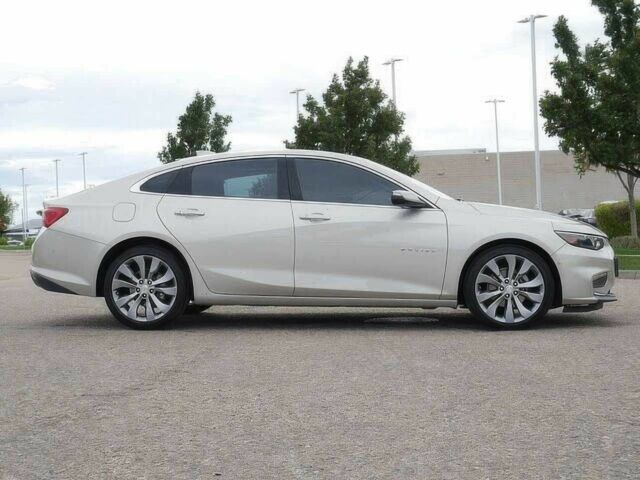 Бежевый Шевроле Малибу, объемом двигателя 2 л и пробегом 77 тыс. км за 2200 $, фото 4 на Automoto.ua