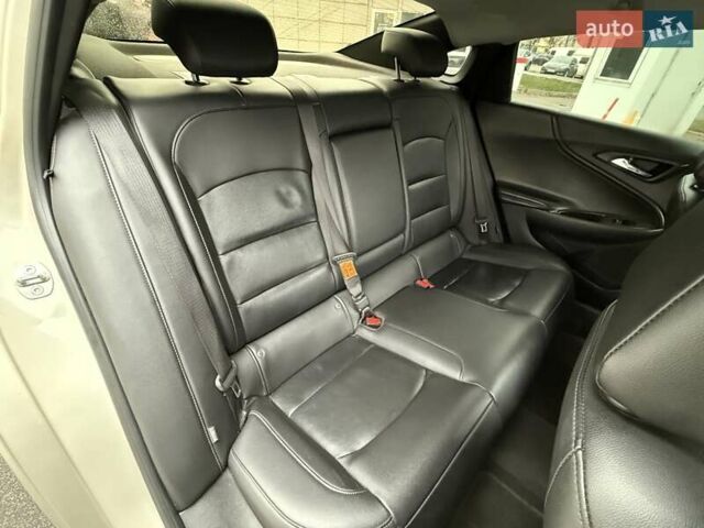 Бежевый Шевроле Малибу, объемом двигателя 1.5 л и пробегом 170 тыс. км за 9300 $, фото 17 на Automoto.ua