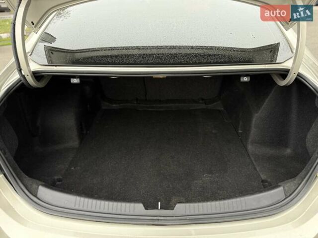 Бежевый Шевроле Малибу, объемом двигателя 1.5 л и пробегом 170 тыс. км за 9300 $, фото 26 на Automoto.ua