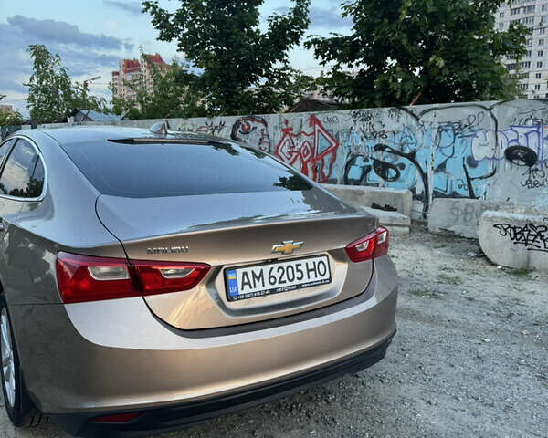 Бежевый Шевроле Малибу, объемом двигателя 1.5 л и пробегом 152 тыс. км за 10800 $, фото 3 на Automoto.ua