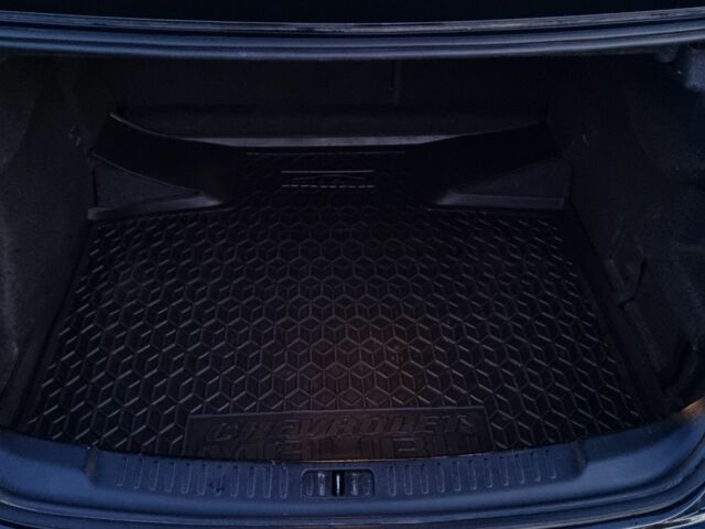 Черный Шевроле Малибу, объемом двигателя 2 л и пробегом 192 тыс. км за 9000 $, фото 10 на Automoto.ua