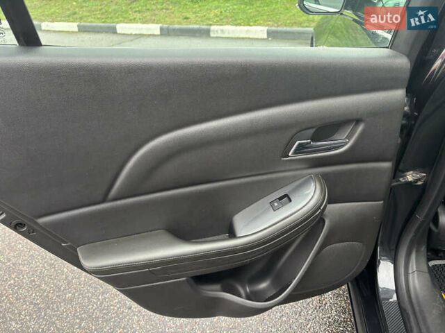 Черный Шевроле Малибу, объемом двигателя 1.96 л и пробегом 199 тыс. км за 8043 $, фото 9 на Automoto.ua