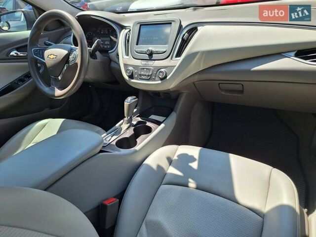 Черный Шевроле Малибу, объемом двигателя 1.49 л и пробегом 156 тыс. км за 9300 $, фото 16 на Automoto.ua