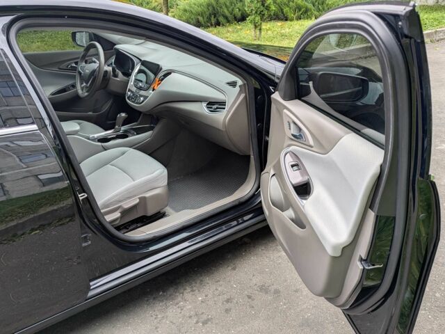 Шевроле Малибу 2016 в Хмельницком на Automoto.ua Черный Шевроле Малибу, объемом двигателя 2 л и пробегом 168 тыс. км за 10450 $, фото 18 на Automoto.ua